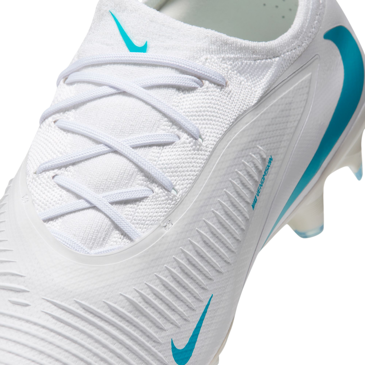 Nike Phantom 6 Low Pro Firm Ground Cleats