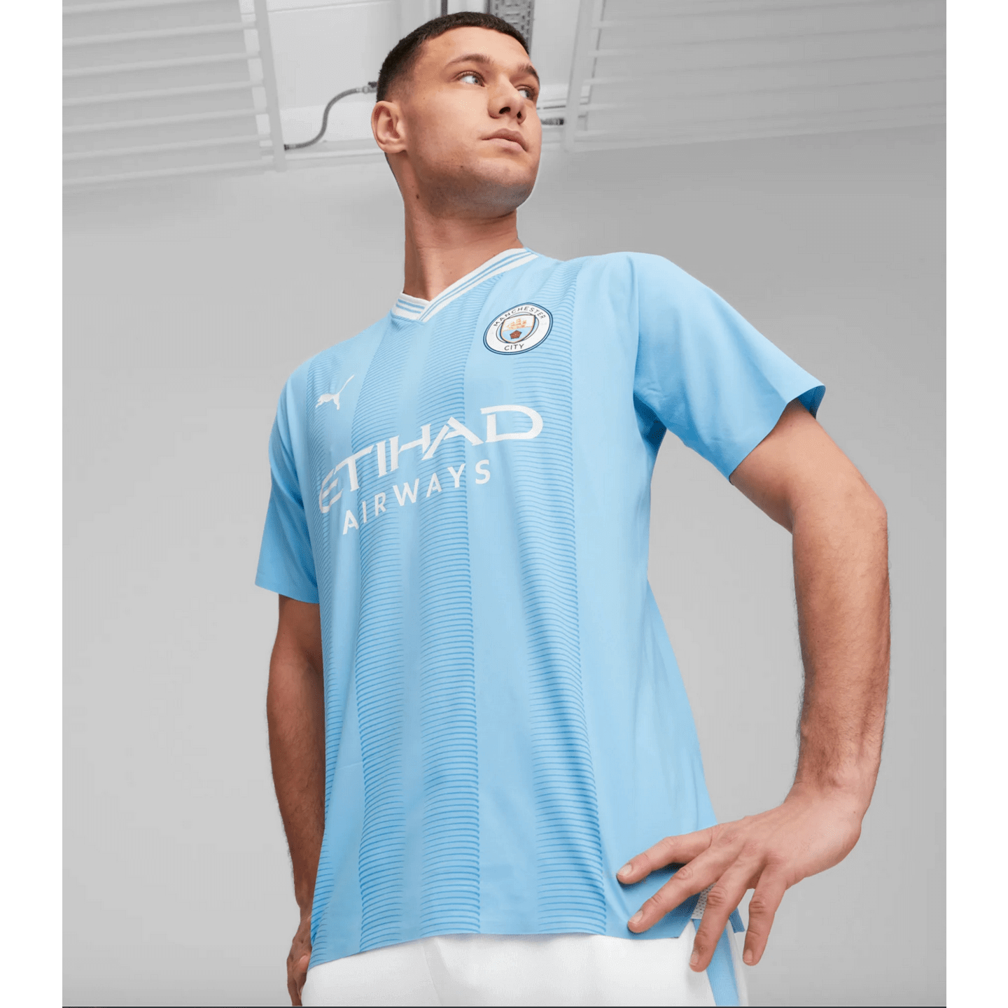 Puma Manchester City 23/24 Authentic Home Jersey 770437-01