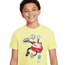 Camiseta juvenil con personaje de Nike Brazil Shoebox