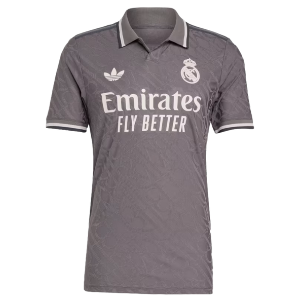 adidas Real Madrid ユニフォーム az8061_21_model.jpg