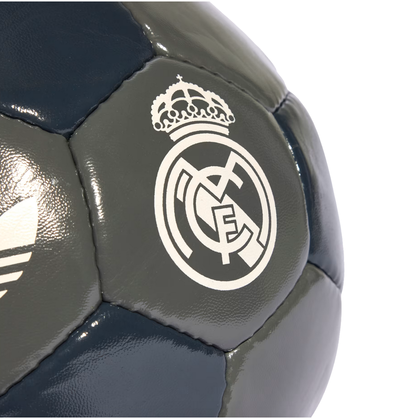 (ADID-IX4021) Balón Adidas Real Madrid Visitante Club [CHACOA,DKGREY,PUTMAU] (Lanzamiento 6/1/24)